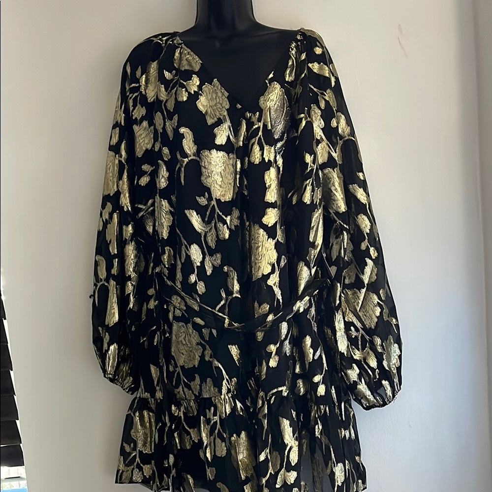 Elegant Black and Gold Floral Dress